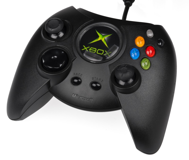 Posible regreso del mando original de la Xbox (Duke)